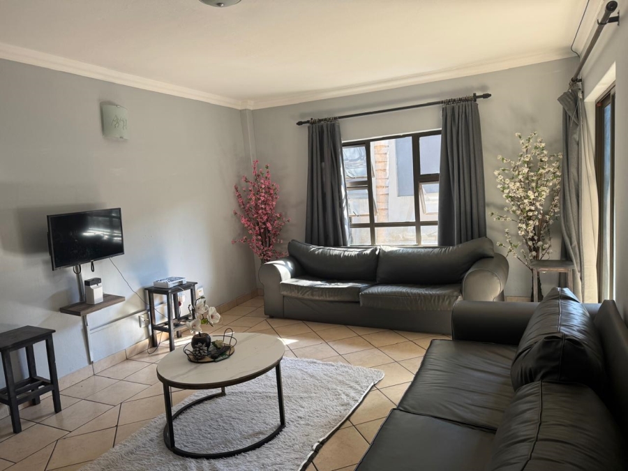 To Let 3 Bedroom Property for Rent in Schoemansville North West